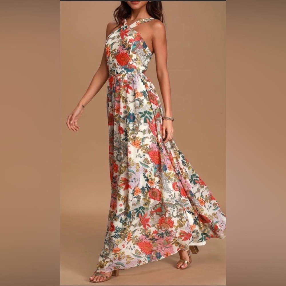 Stunning Cream Floral Print Maxi Lulus Dress!